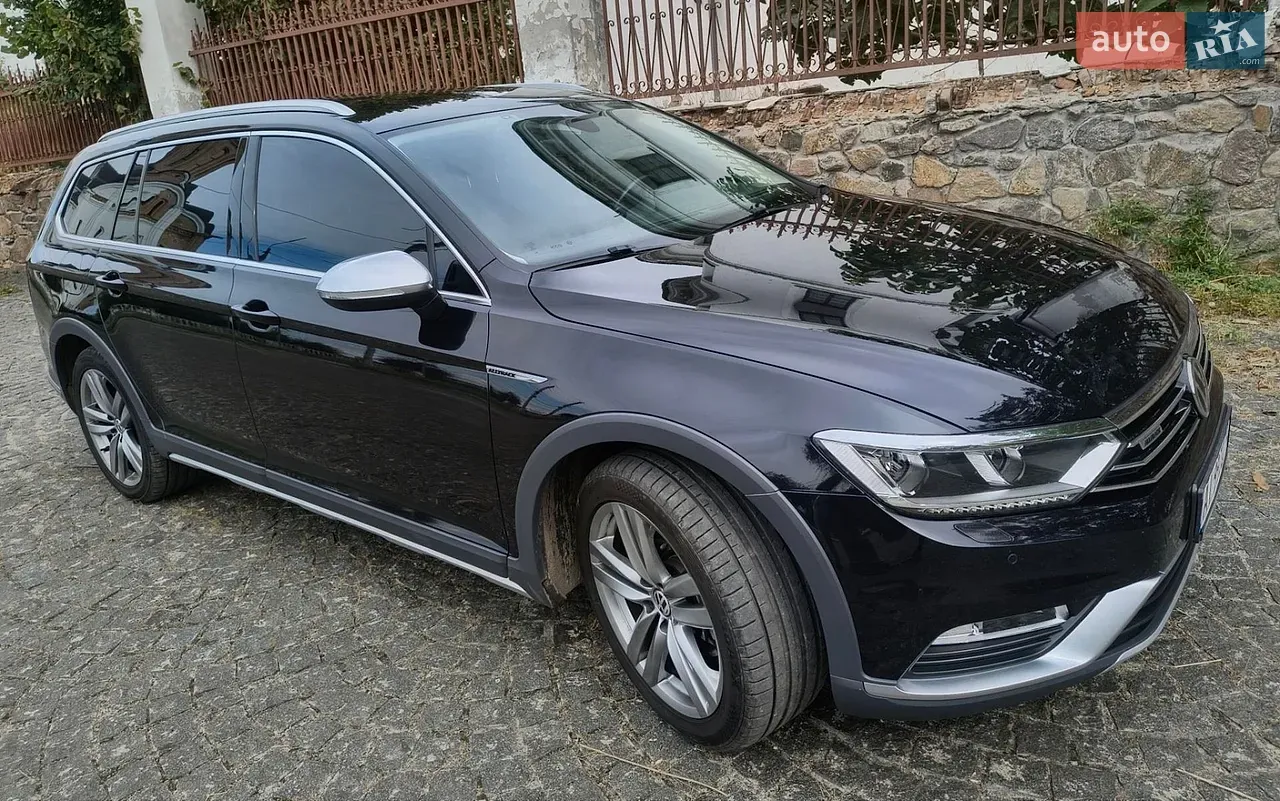 Volkswagen Passat Alltrack 2018 photo 2