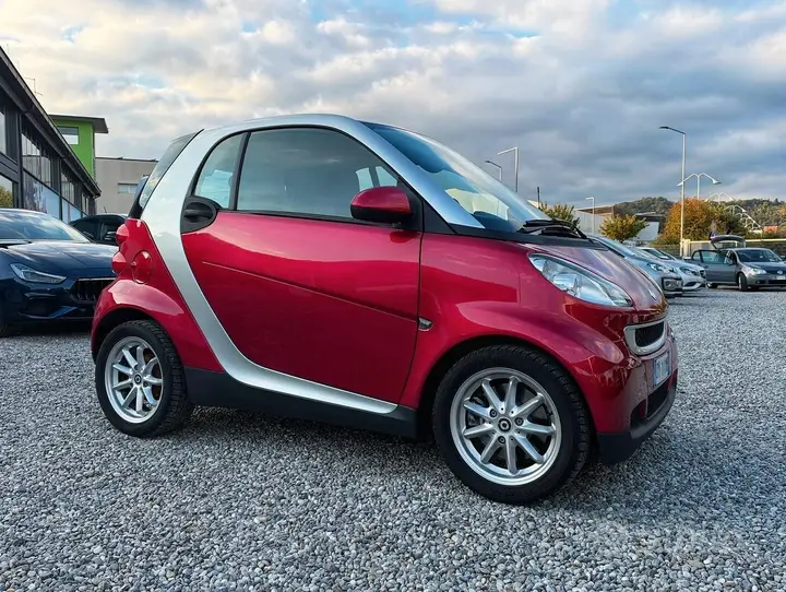 Smart Fortwo 2009 photo 3