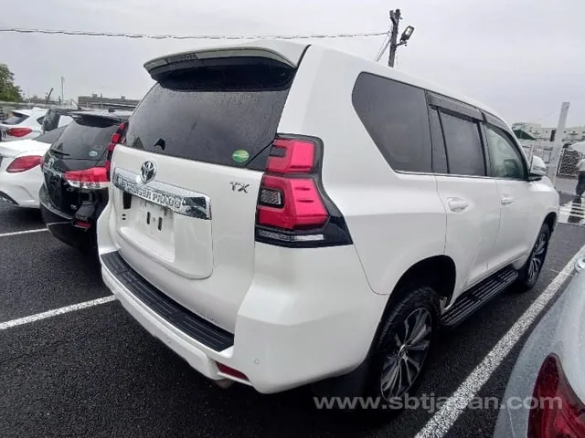 Toyota Land Cruiser Prado 2019 photo 4