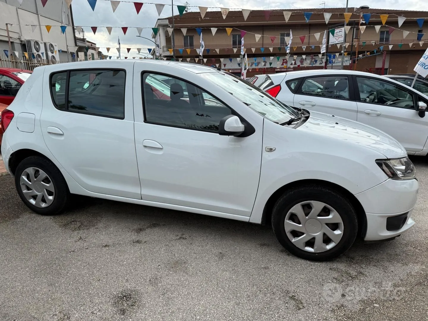 Dacia Sandero 2014 photo 4