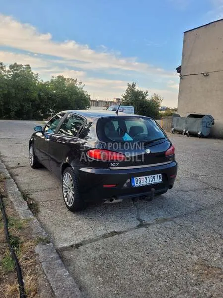 Alfa Romeo 147 2007 photo 4