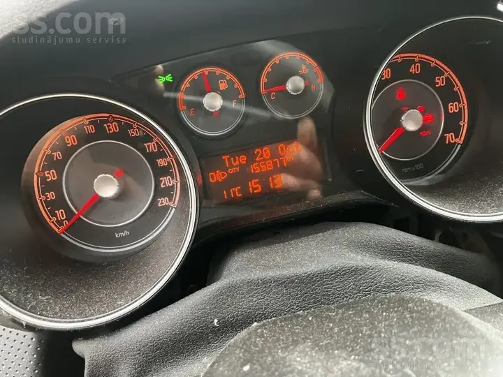 Fiat Punto 2011 photo 5