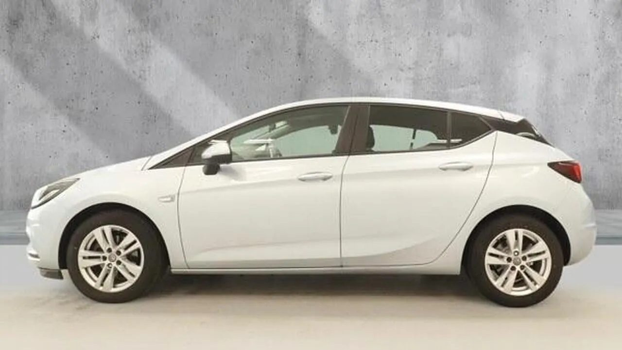 Vauxhall Astra 2018 photo 4
