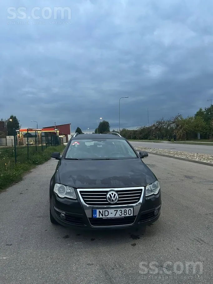 Volkswagen Passat 2006 photo 2