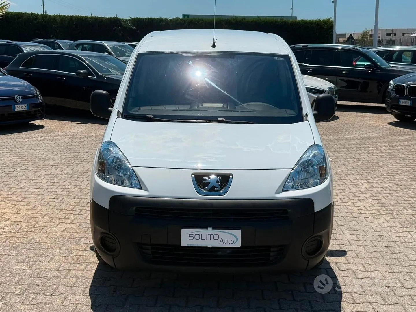 Peugeot Partner 2009 photo 2