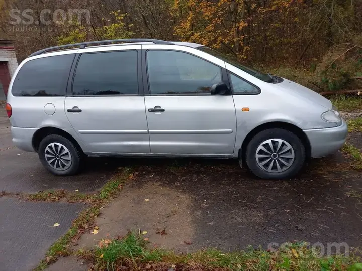 Volkswagen Sharan 1999 photo 2