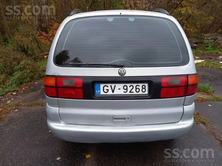 Volkswagen Sharan 1999 photo 4