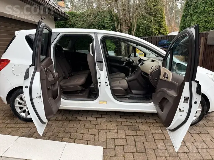 Opel Meriva 2011 photo 5