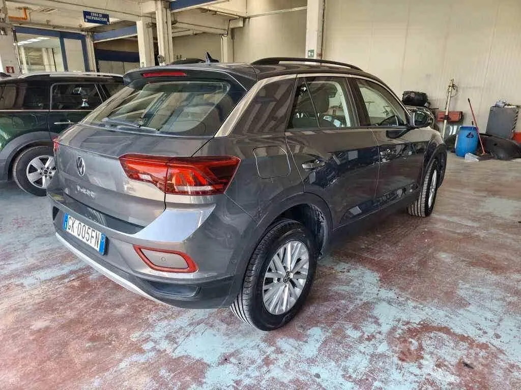 Volkswagen T-Roc 2022 photo 3