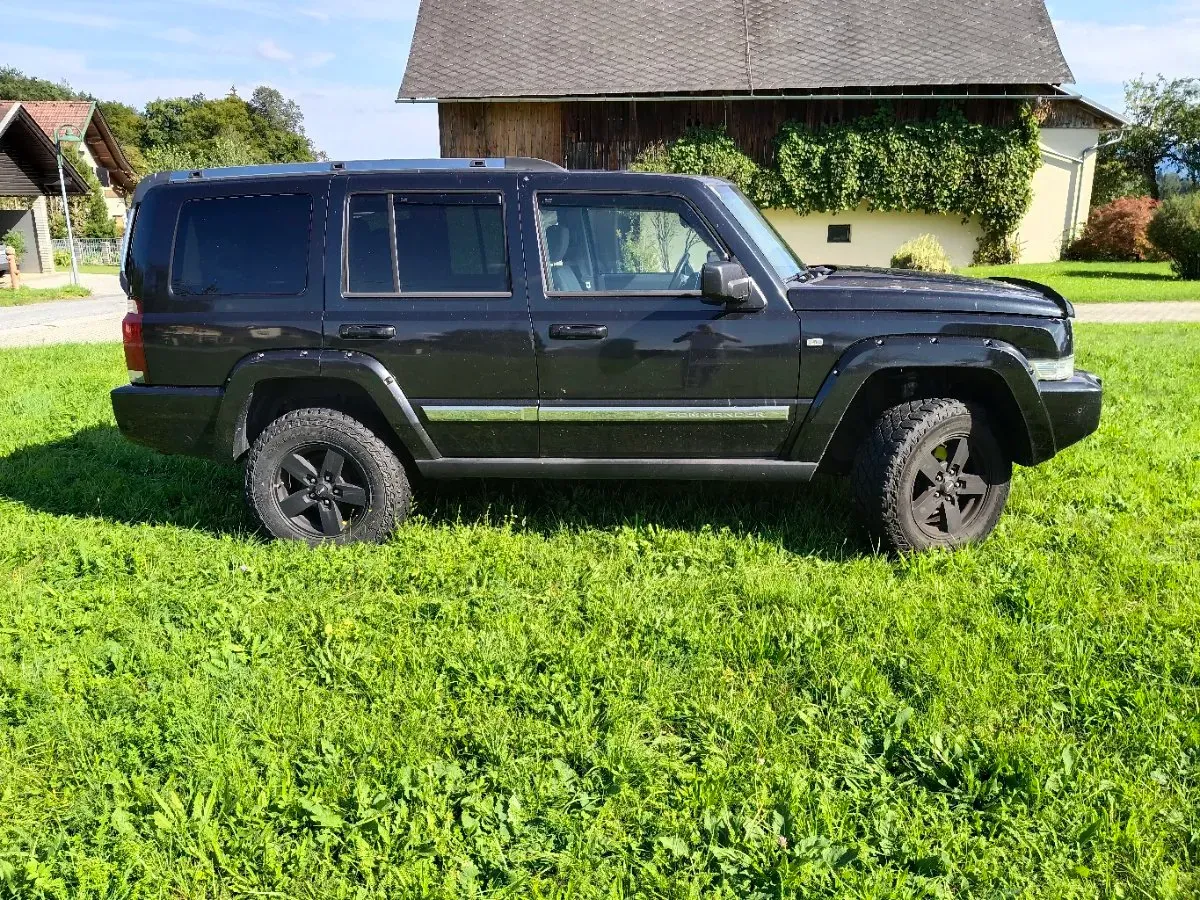 Jeep Commander 2006 photo 2