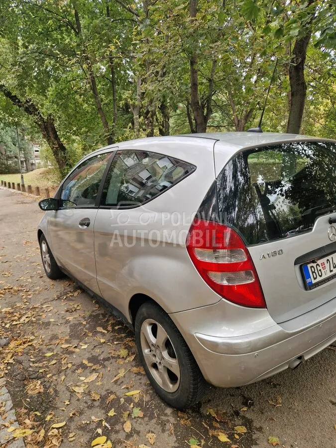 Mercedes-Benz A180 2006 photo 2