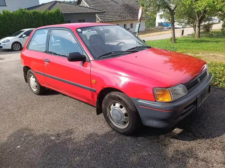 Toyota Starlet