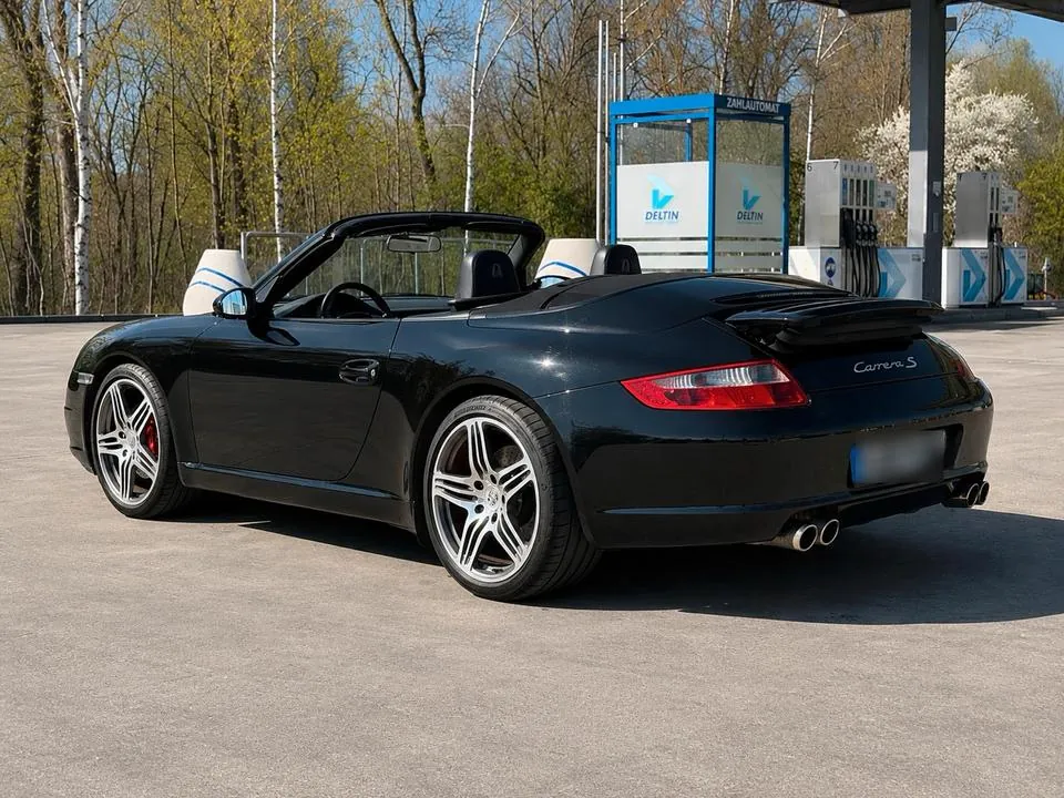Porsche 911 Carrera S