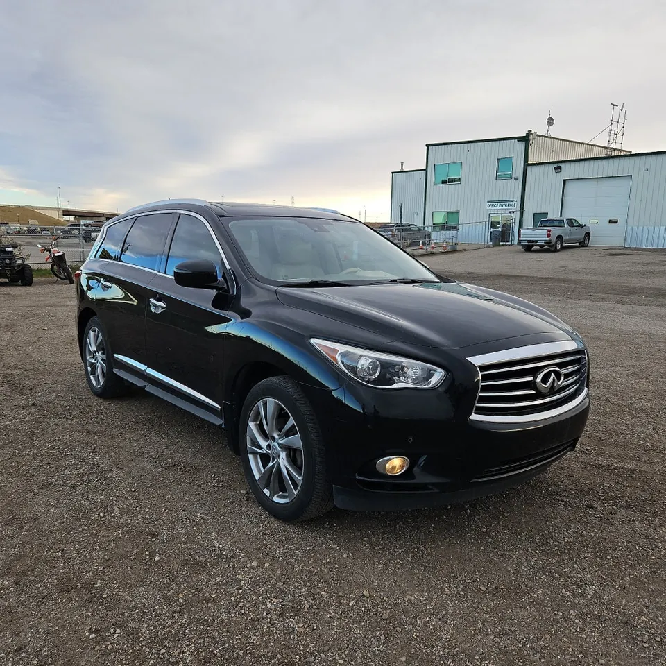 Infiniti Jx35 2013 photo 2
