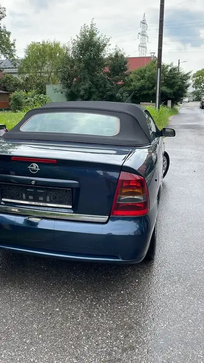Opel Antara 2003 photo 2