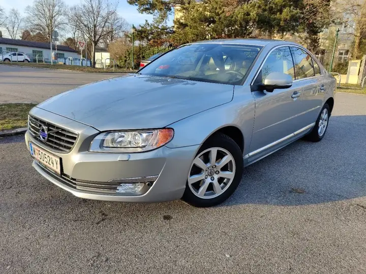 Volvo S80