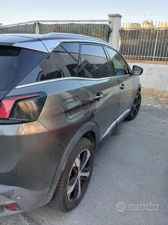 Peugeot 3008 2018 photo 5