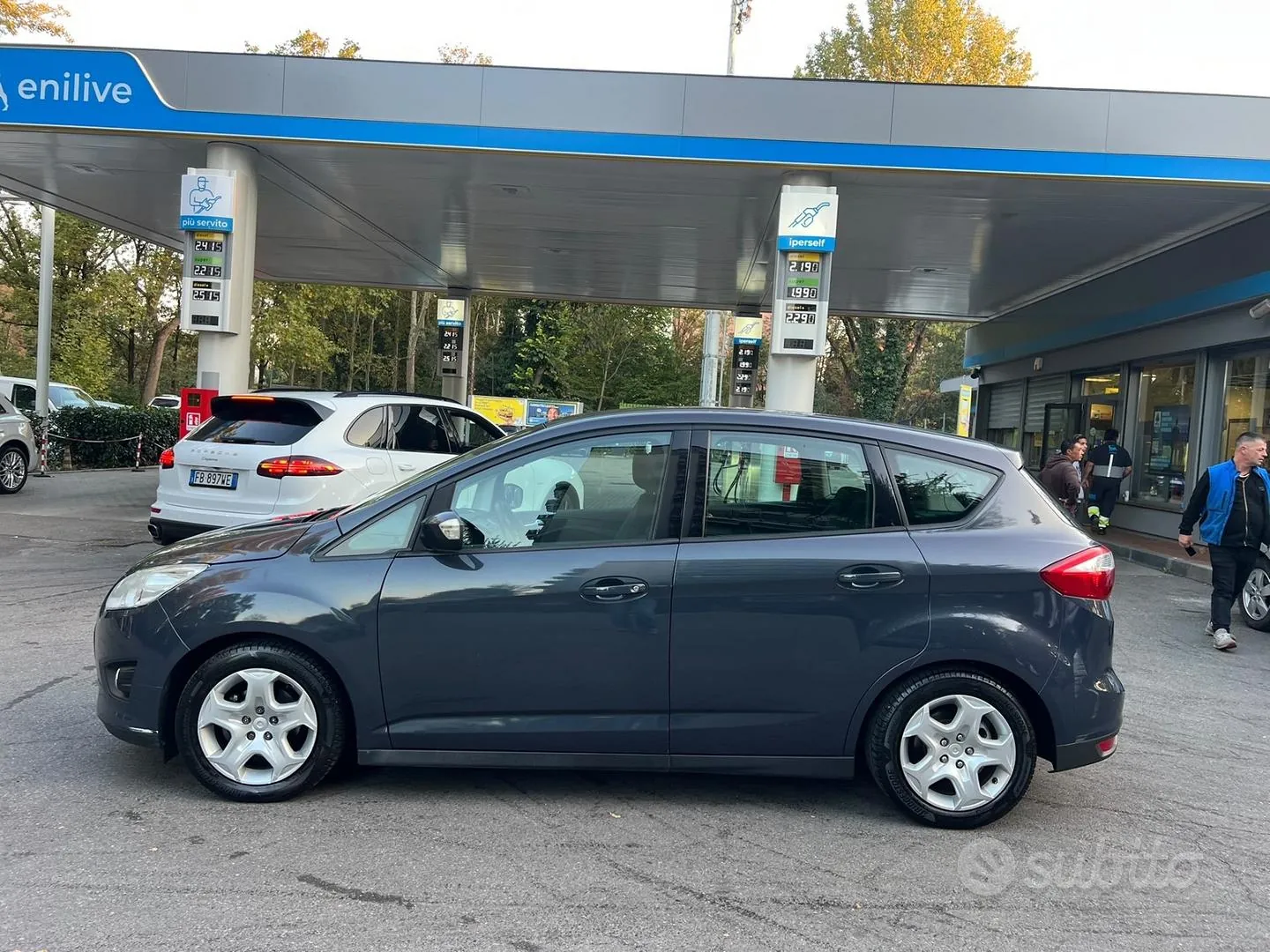 Ford C-Max 2013 photo 2
