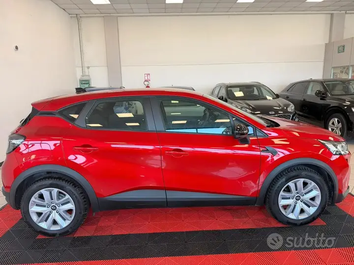 Renault Captur 2024 photo 4