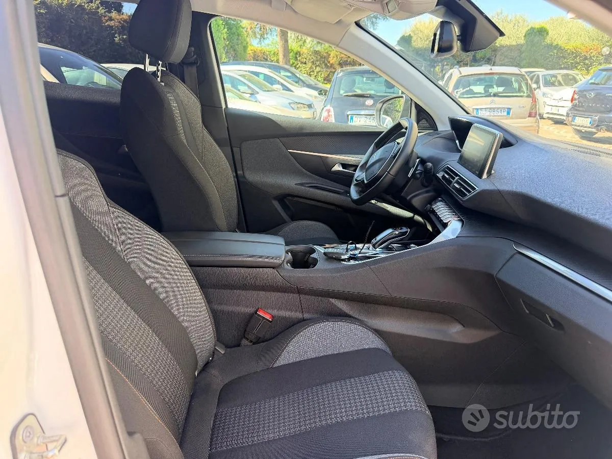 Peugeot 3008 2022 photo 5