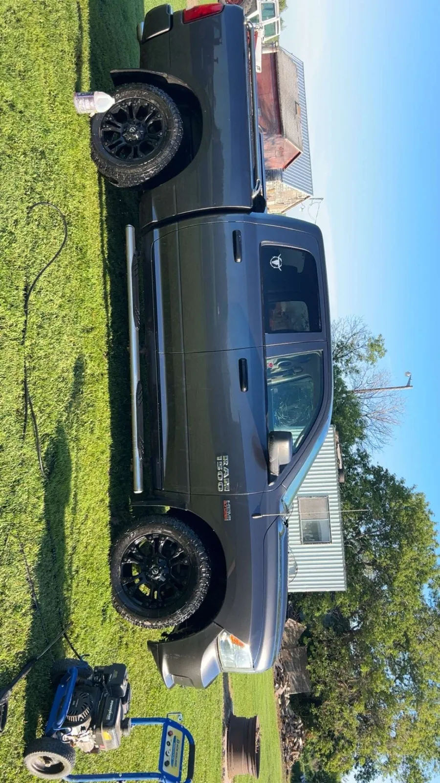 Dodge Ram 1500 2015 photo 2