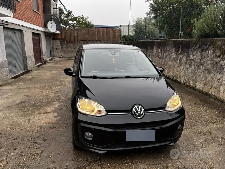 Volkswagen Up