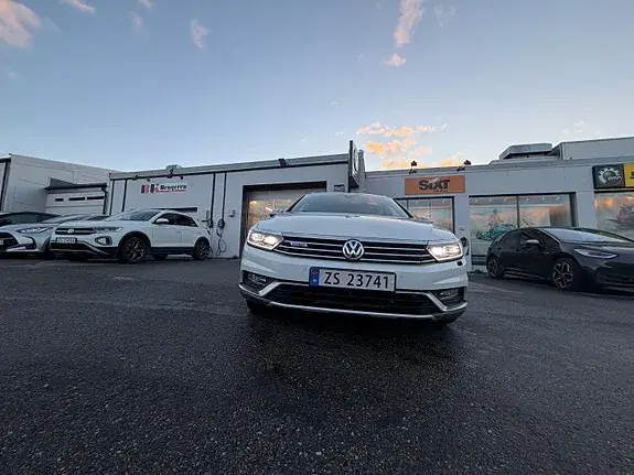 Volkswagen Passat Alltrack 2018 photo 2