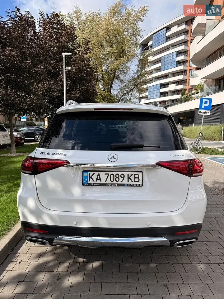Mercedes-Benz Gle-Class 2019 photo 4