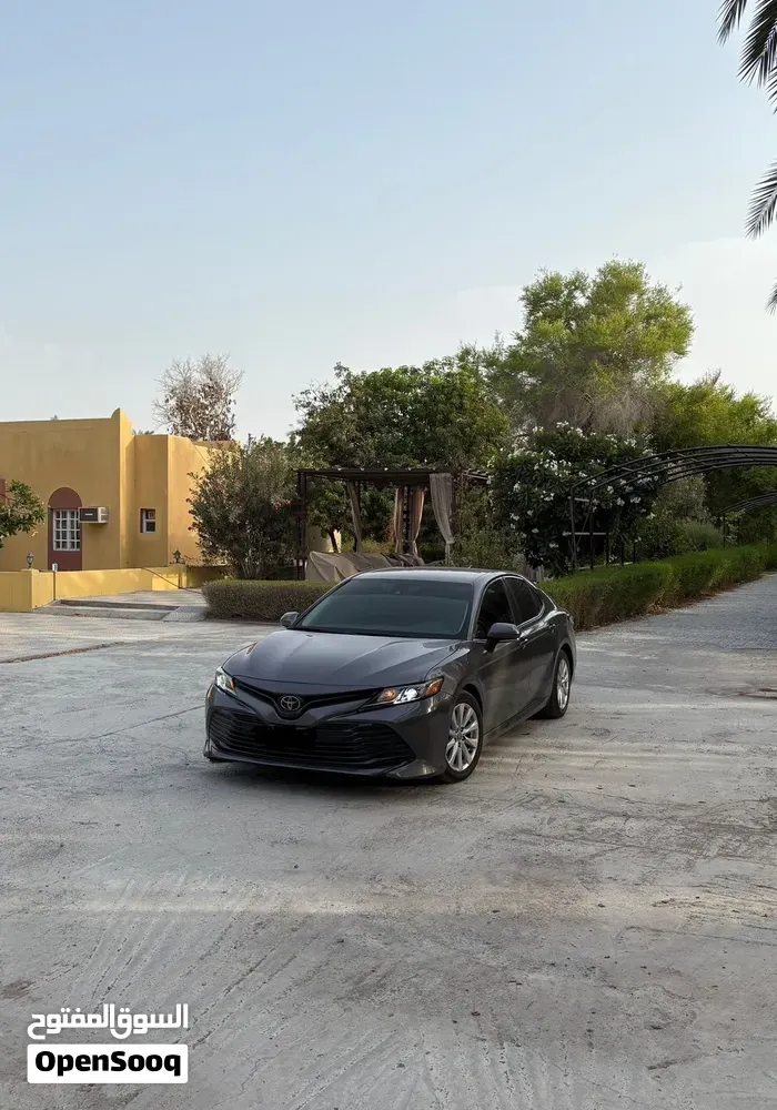 Toyota Camry 2020 photo 2