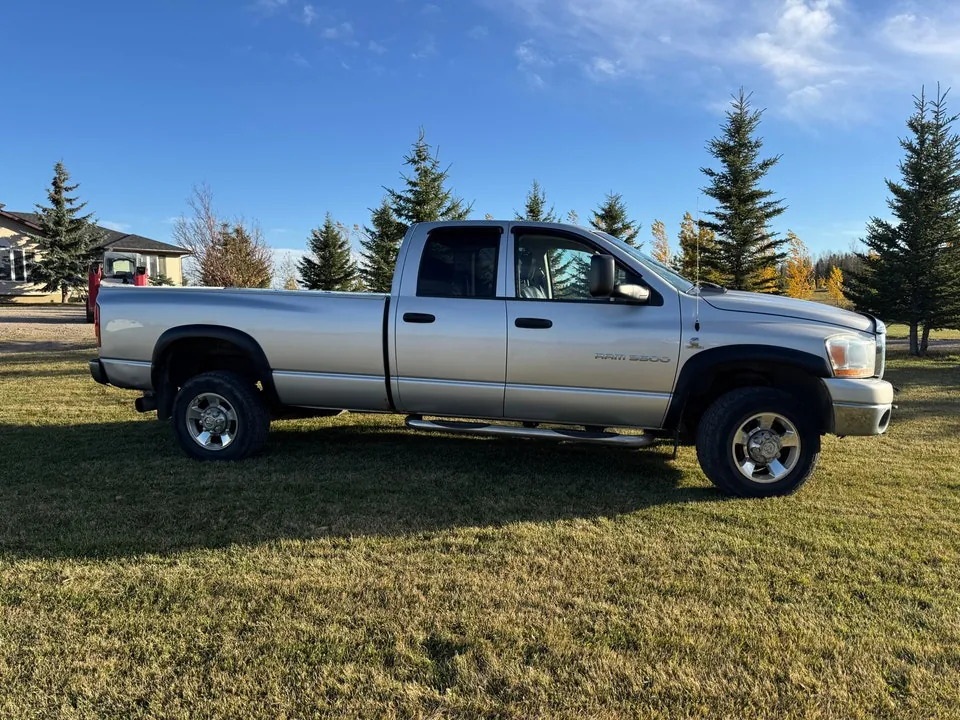Dodge Ram 3500 2006 photo 3