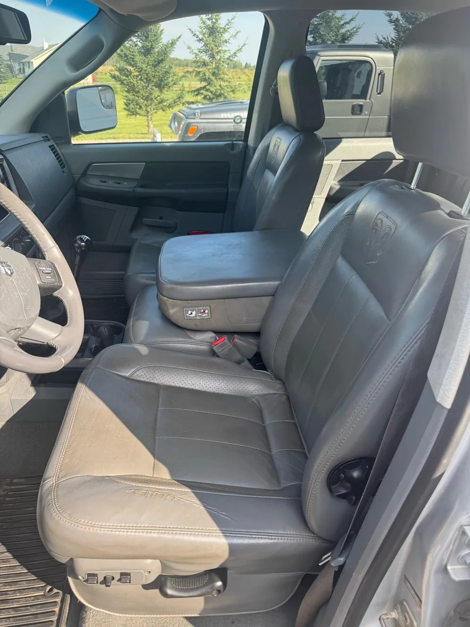 Dodge Ram 3500 2006 photo 4