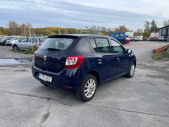 Dacia Sandero 2015 photo 3