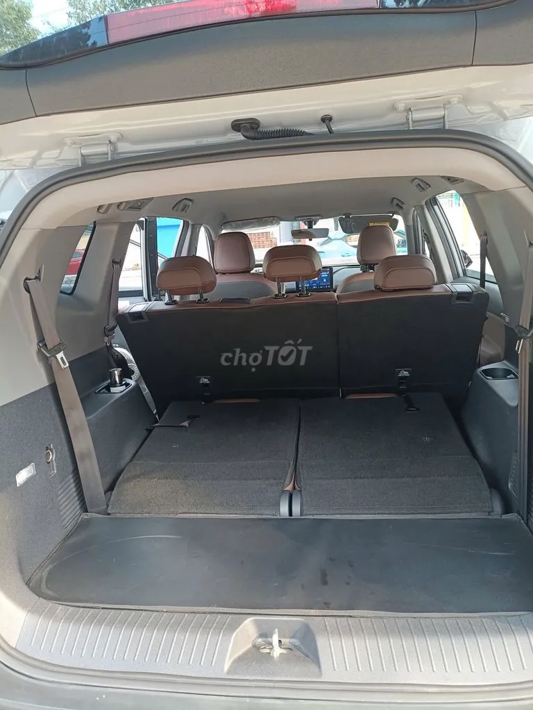 Vinfast Mpv7 2025 photo 2