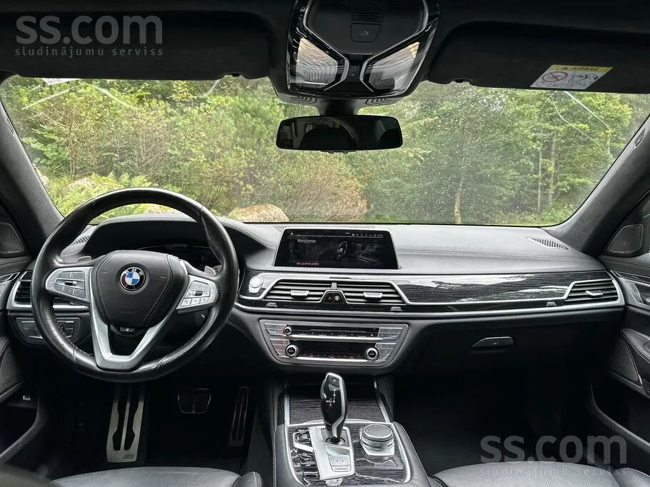 BMW 730 2021 photo 5
