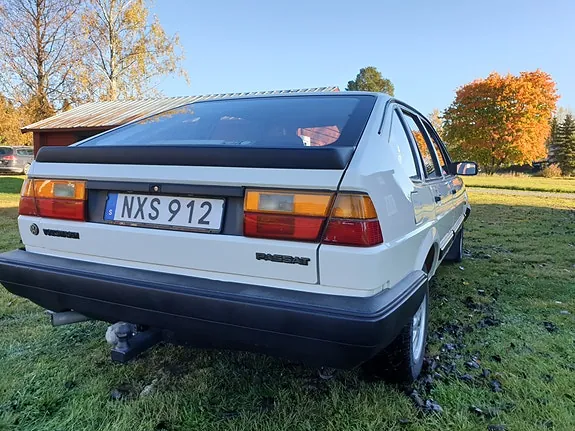Volkswagen Passat Cc 1988 photo 2
