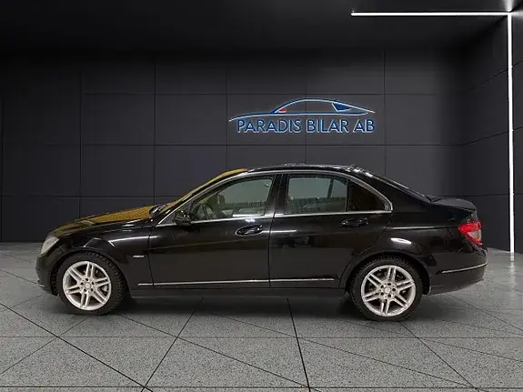 Mercedes-Benz C 220 2011 photo 2