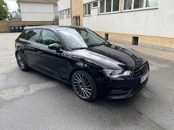Audi A3 2016 photo 2