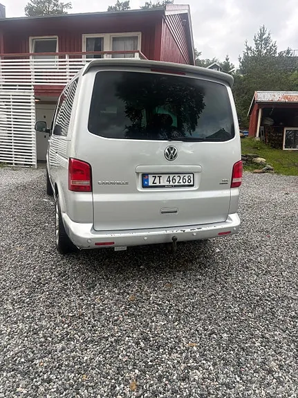 Volkswagen Caravelle 2011 photo 2