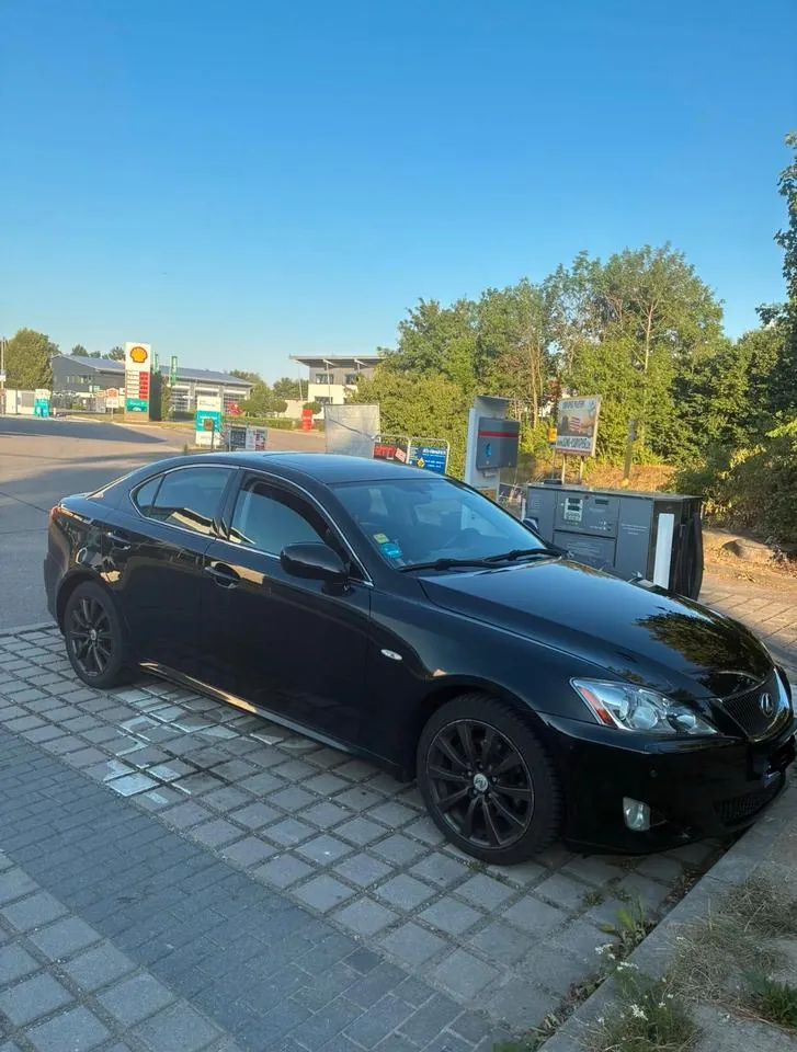 Lexus Is250