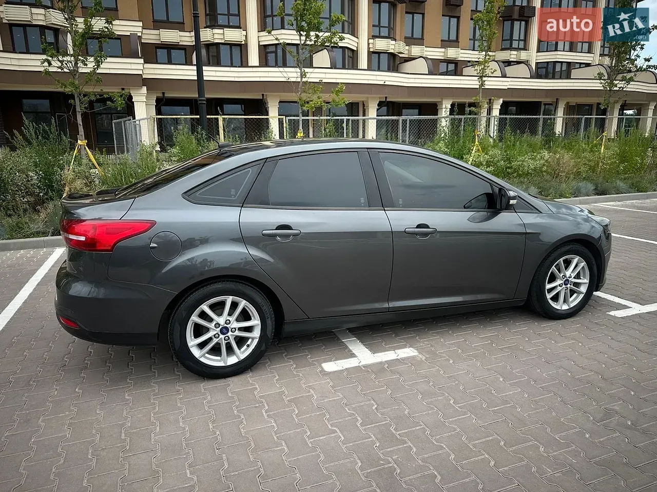 Ford Focus 2017 photo 2