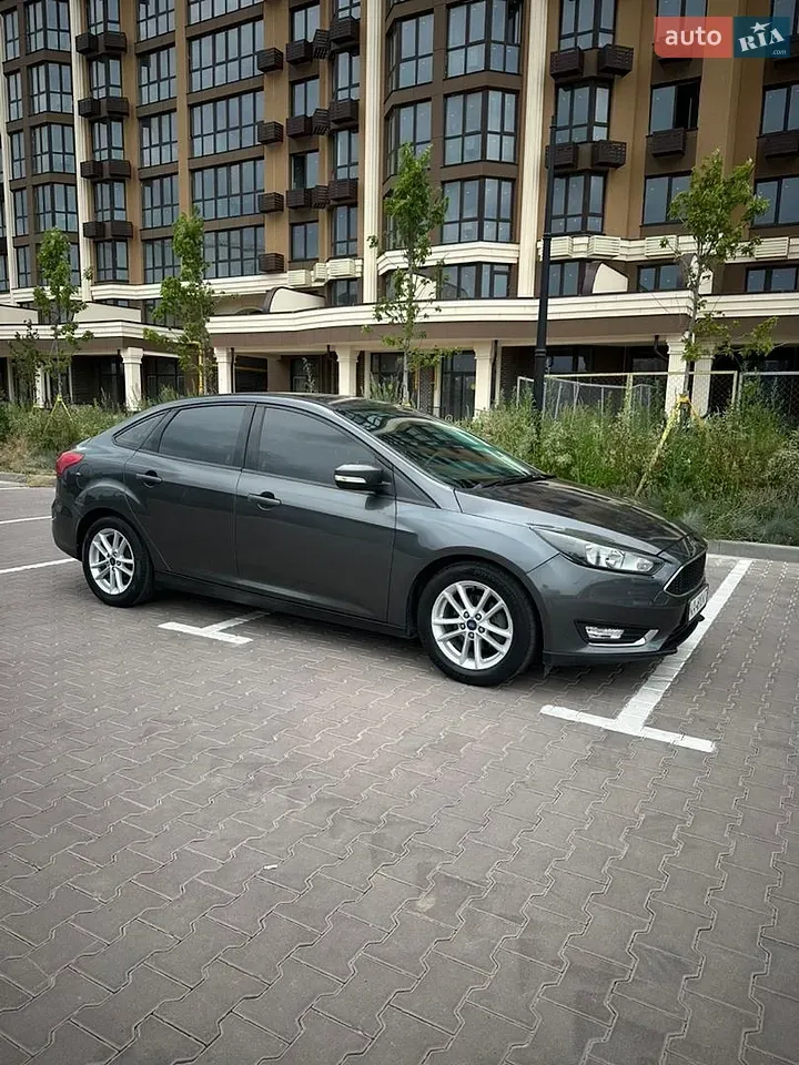 Ford Focus 2017 photo 3