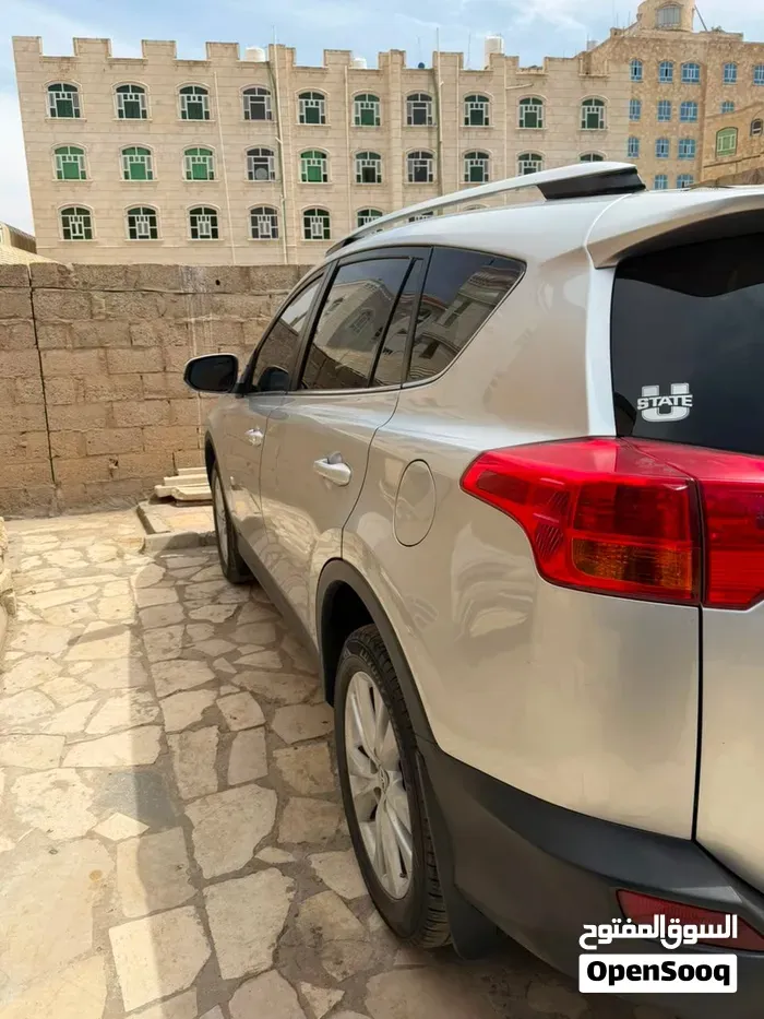 Toyota Rav 4 2014 photo 3