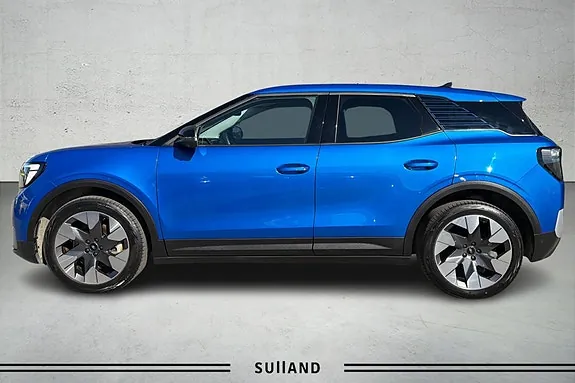 Ford Explorer 2025 photo 2