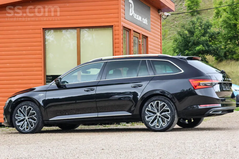 Skoda Superb 2023 photo 5