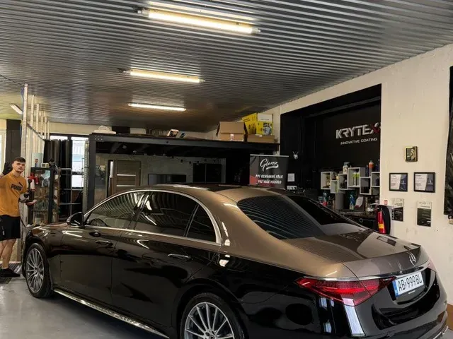 Mercedes-Benz S-Class 2025 photo 4