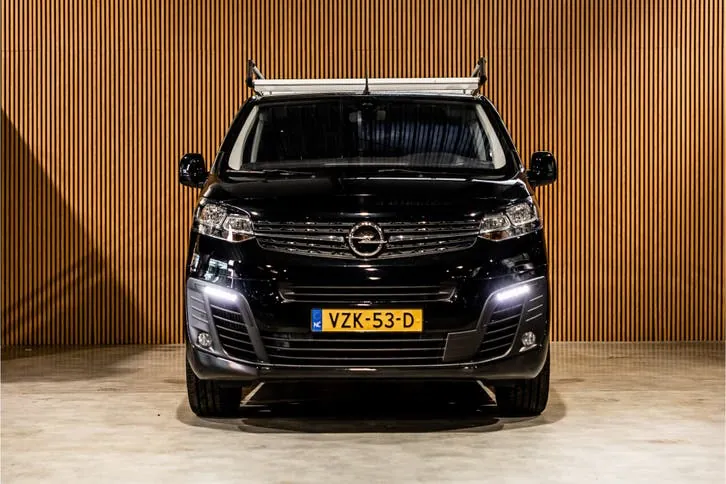 Opel Vivaro 2023 photo 2