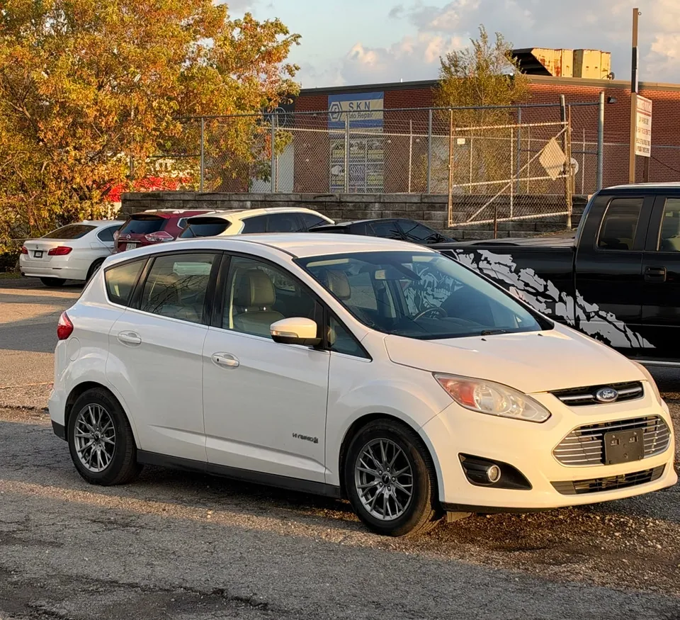 Ford C-Max 2013 photo 2