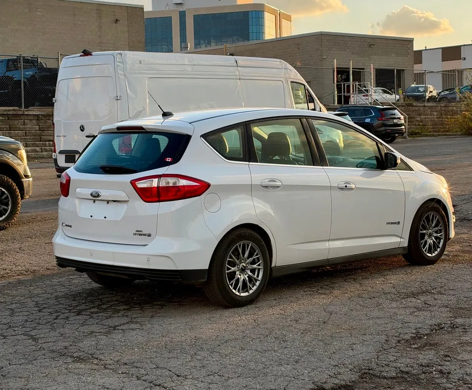 Ford C-Max 2013 photo 3