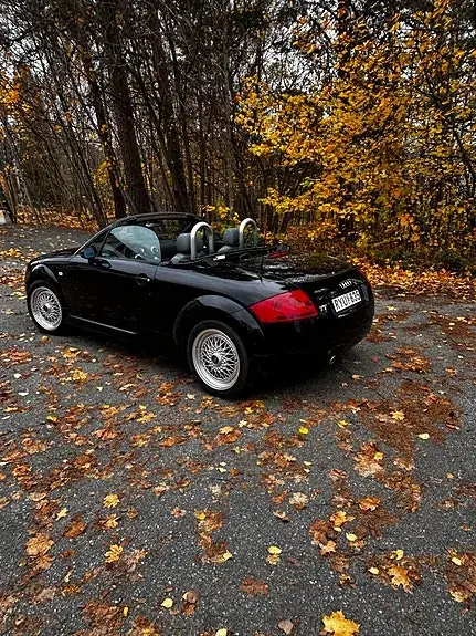 Audi Tt 2001 photo 2