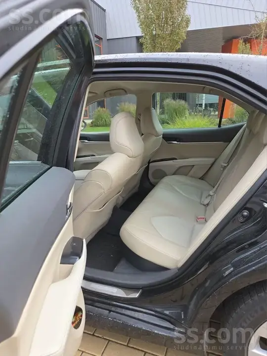 Toyota Camry 2019 photo 5